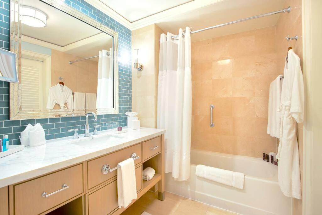 Charming 5 Star Condo Unit Situated At Ritz Carlton-Key Biscayne Miami Zewnętrze zdjęcie